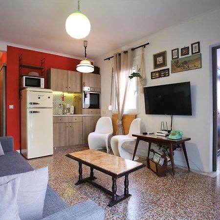 Vintage Apartment Athènes Extérieur photo
