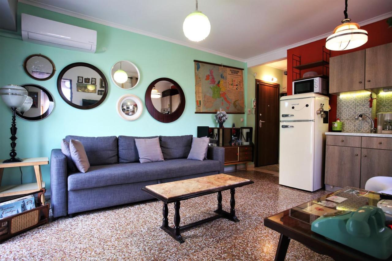 Vintage Apartment Athènes Extérieur photo